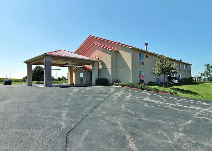 Ameri Vu Hotel 4*